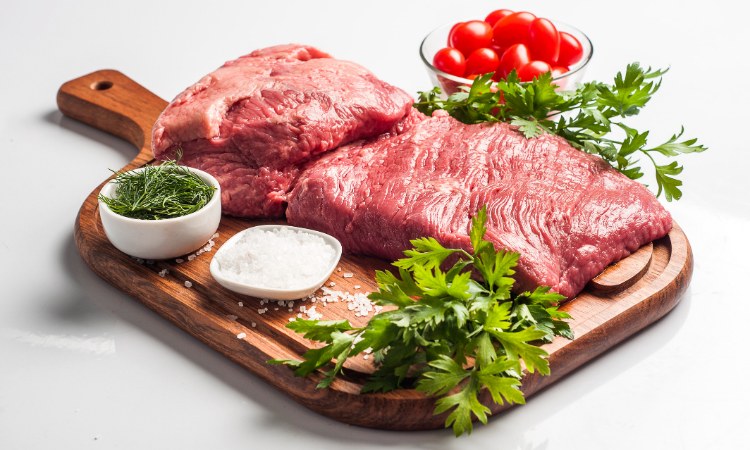 Carnitine được tìm thấy nhiều trong thịt bò, thịt lợn